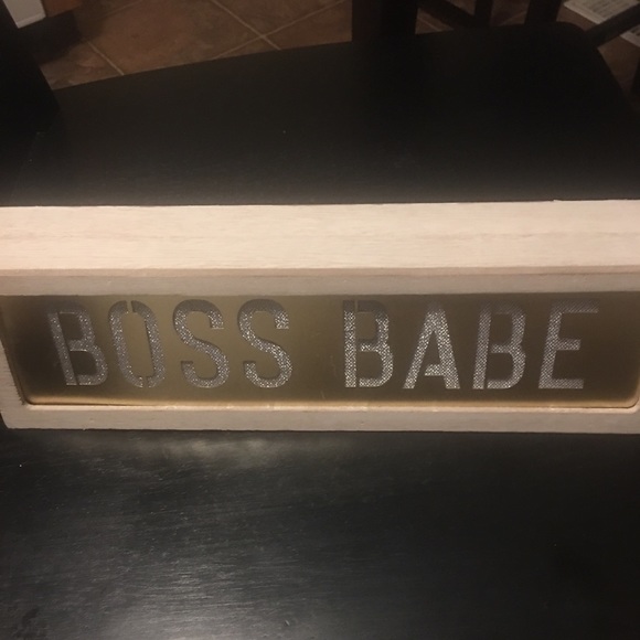 COPY - LED Boss Babe Light box office decor - Picture 7 of 7